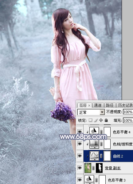 Photoshop快速打造淡蓝色梦幻树林美女图片