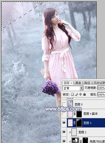 Photoshop快速打造淡蓝色梦幻树林美女图片