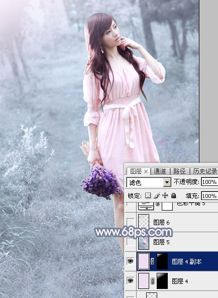 Photoshop快速打造淡蓝色梦幻树林美女图片