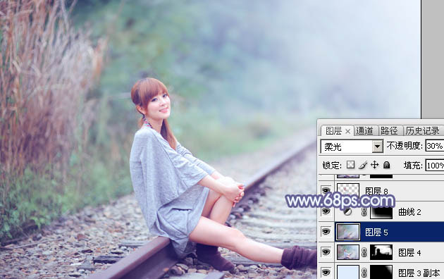 Photoshop快速打造出甜美的春季淡蓝色外景美女图片