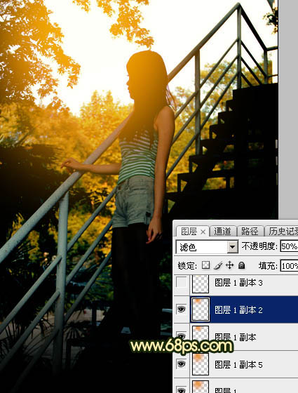 Photoshop将阶梯上的人物加上唯美的暗红逆光