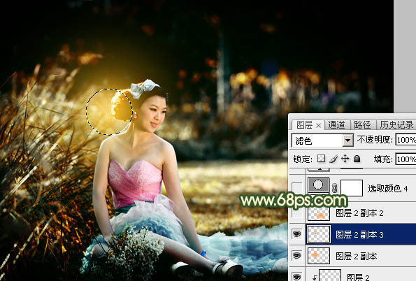 Photoshop调出暗调秋季高对比暖色草地上的美女图片