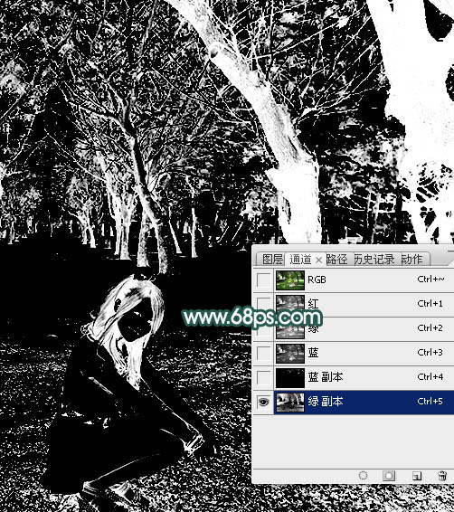 Photoshop调制出梦幻透射光束树林人物图片