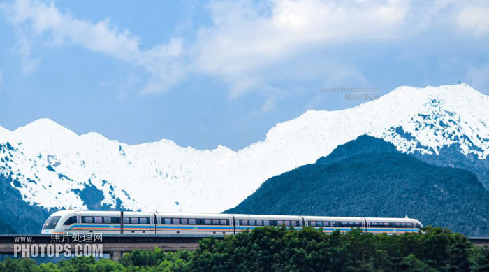 Photoshop利用魔棒工具为山峰图片加上厚厚的冰雪