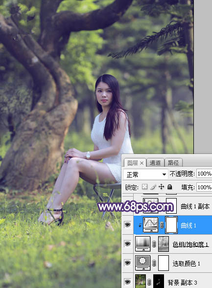 Photoshop调制出小清新蓝黄色树边人物图片