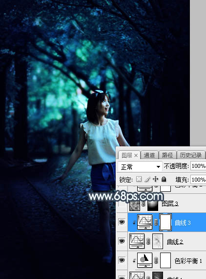 Photoshop调制出柔美的暗调青蓝色轨道边的人物