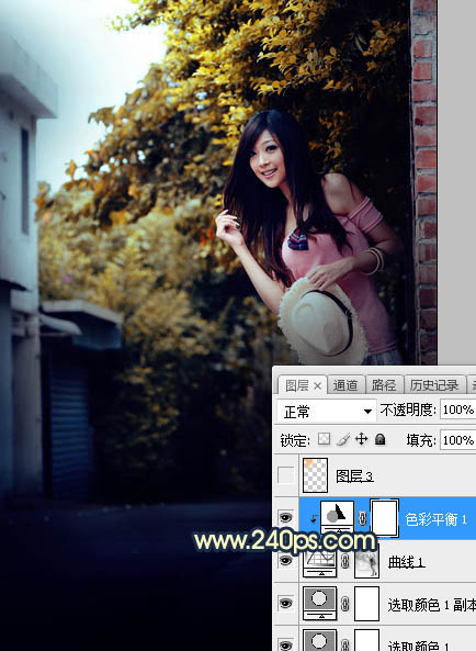 Photoshop调制出阳光晨曦效果路边大树旁美女图片